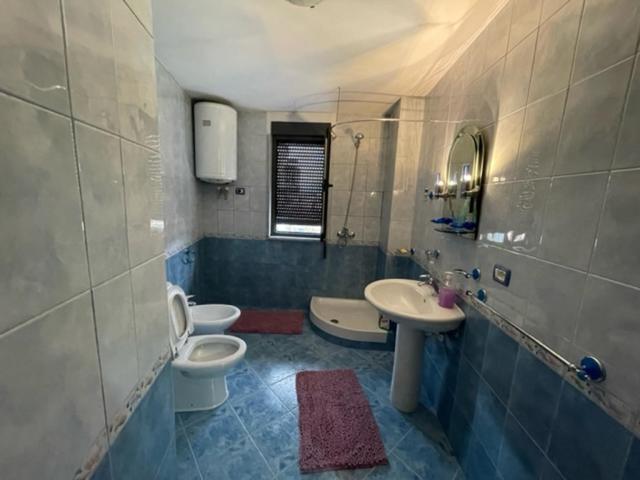 Evendum Central Apartment 1 Tirana Buitenkant foto